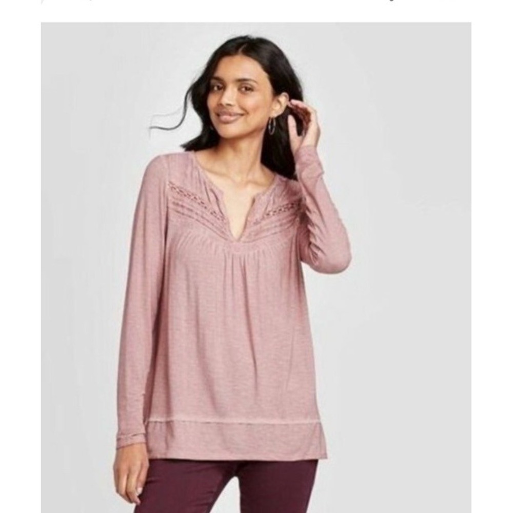 Knox Rose Mauve Pink Long Sleeve Top (small hole in front) Size Medium